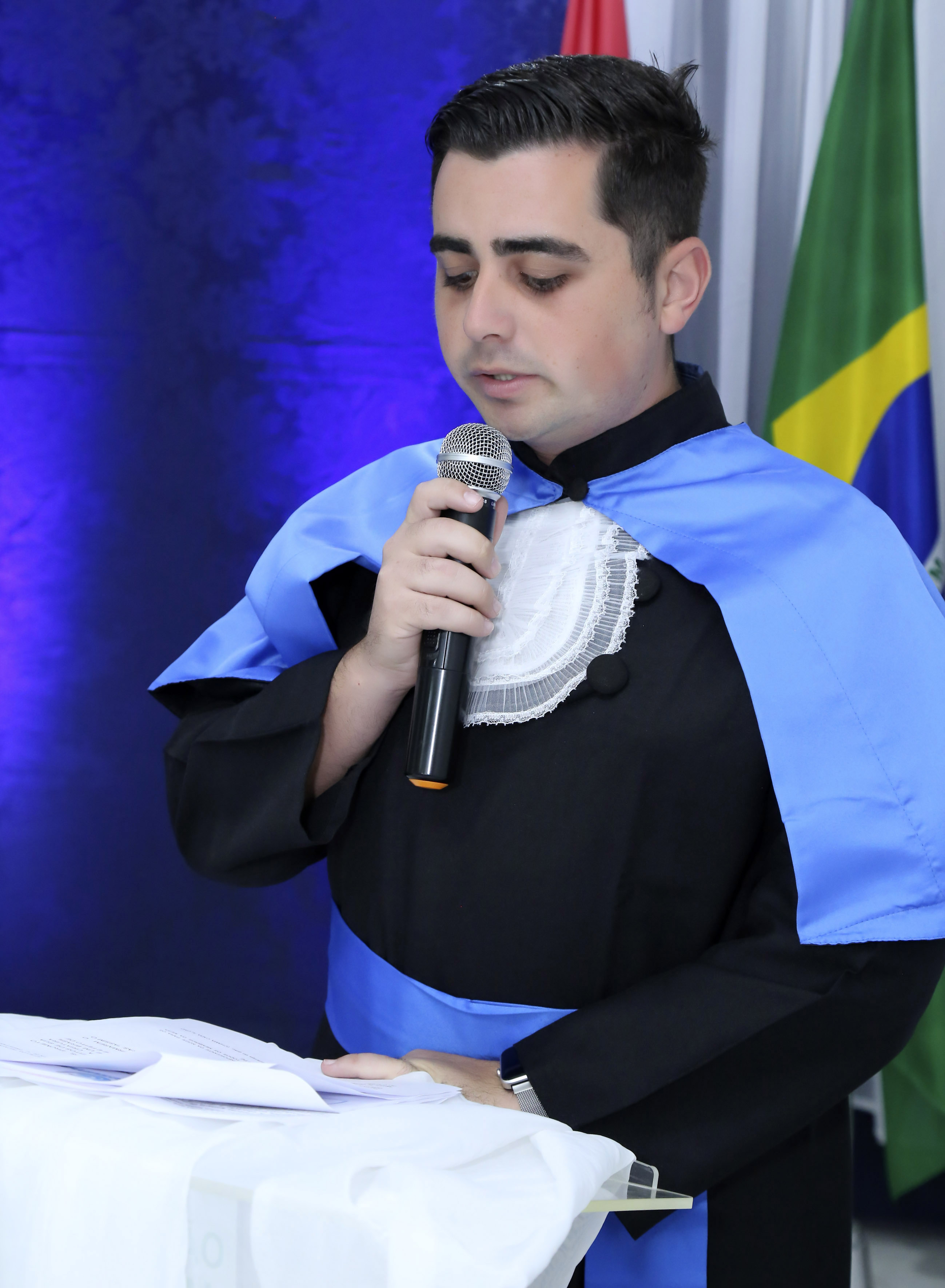 Willian com a equipe de trabalho.